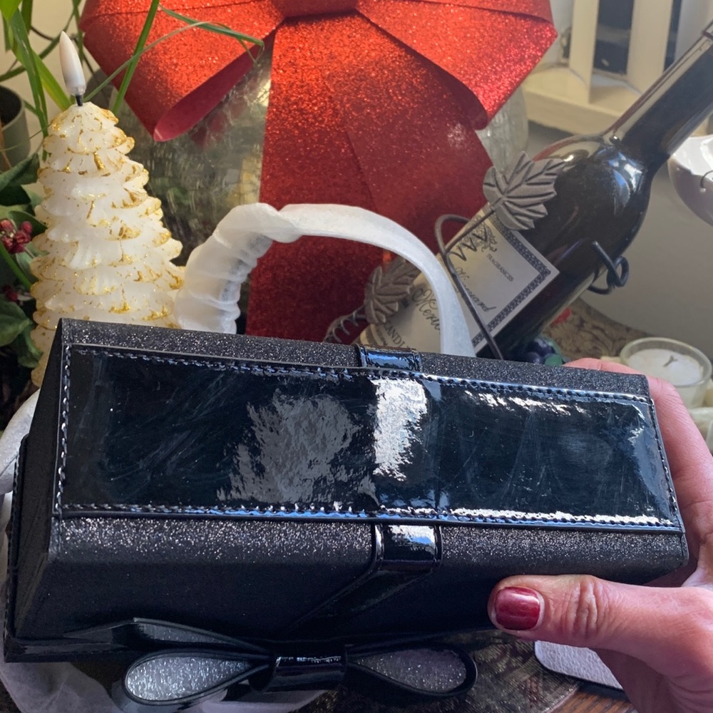 Authentic Kate spade glitter/leather gift box Crossbody/Satchel - Picture 8 of 16